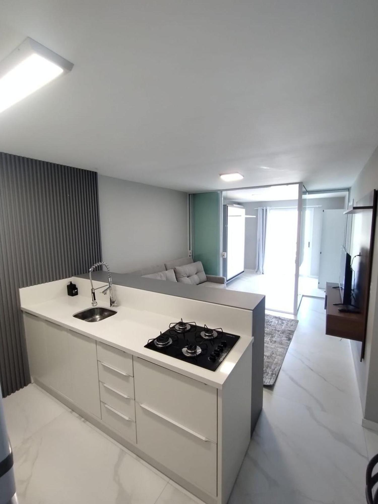 Flat 6 Pessoas Com Piscina Aquecida - Po01i * Florianópolis